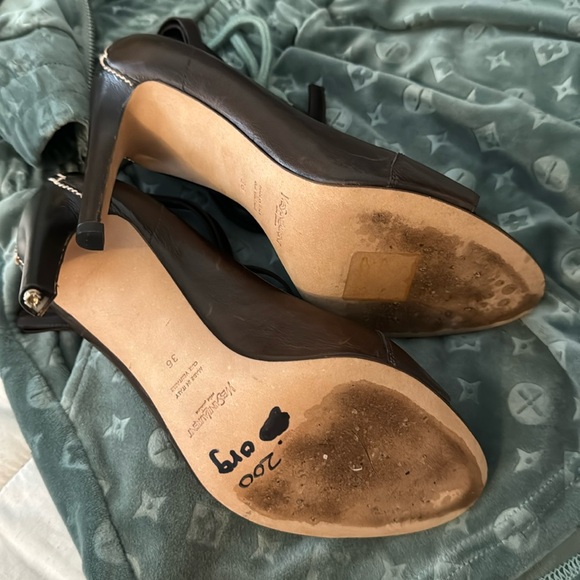 Yves Saint Laurent Slingback Peeptoe Heels Tie Detail - Picture 7 of 7